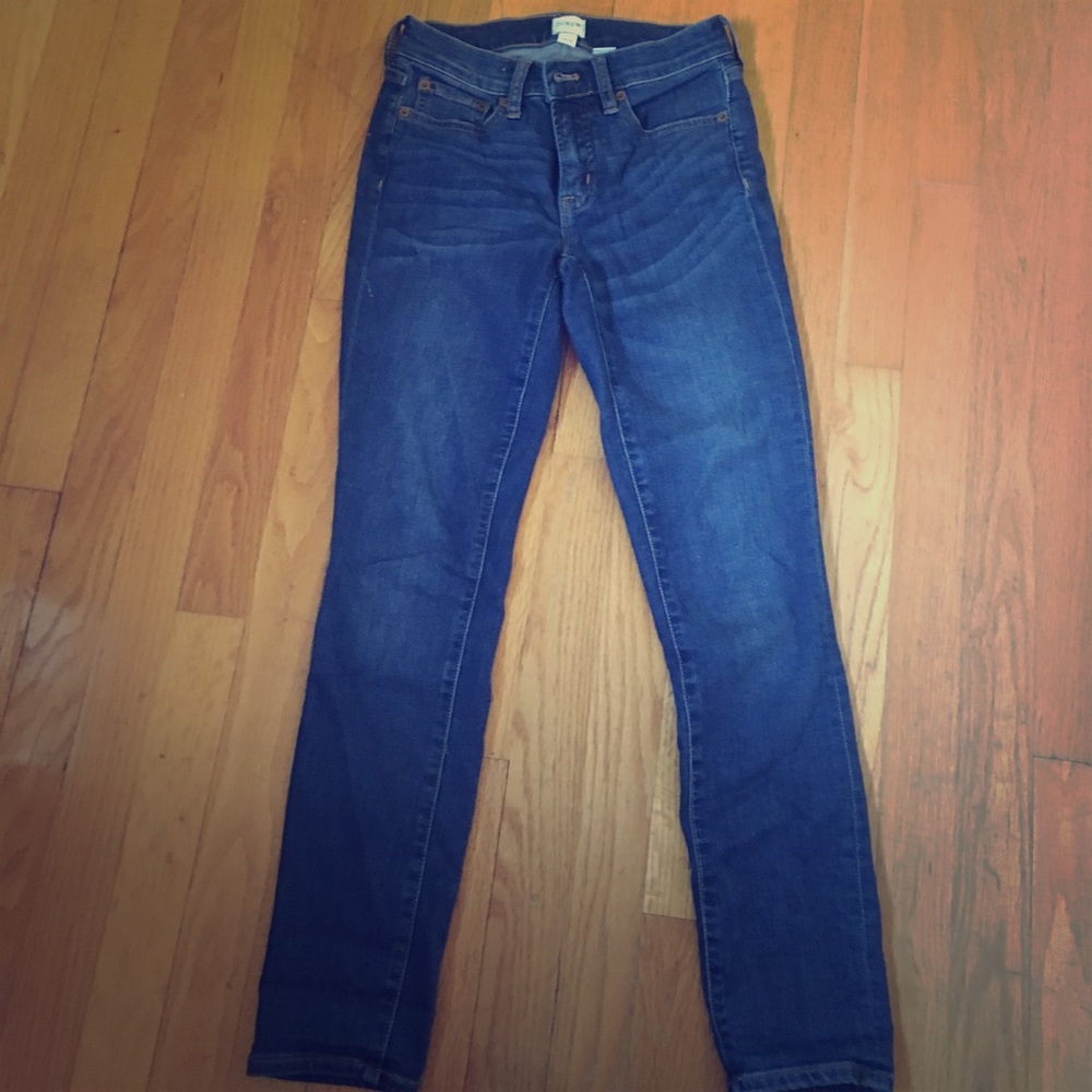 WORN ONCE J. Crew classic skinny jeans !!!